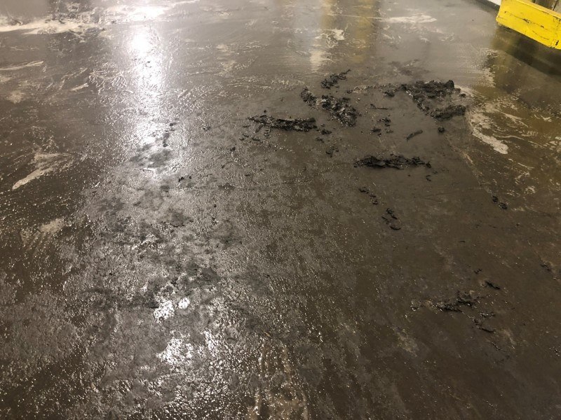 commercial pressure washing